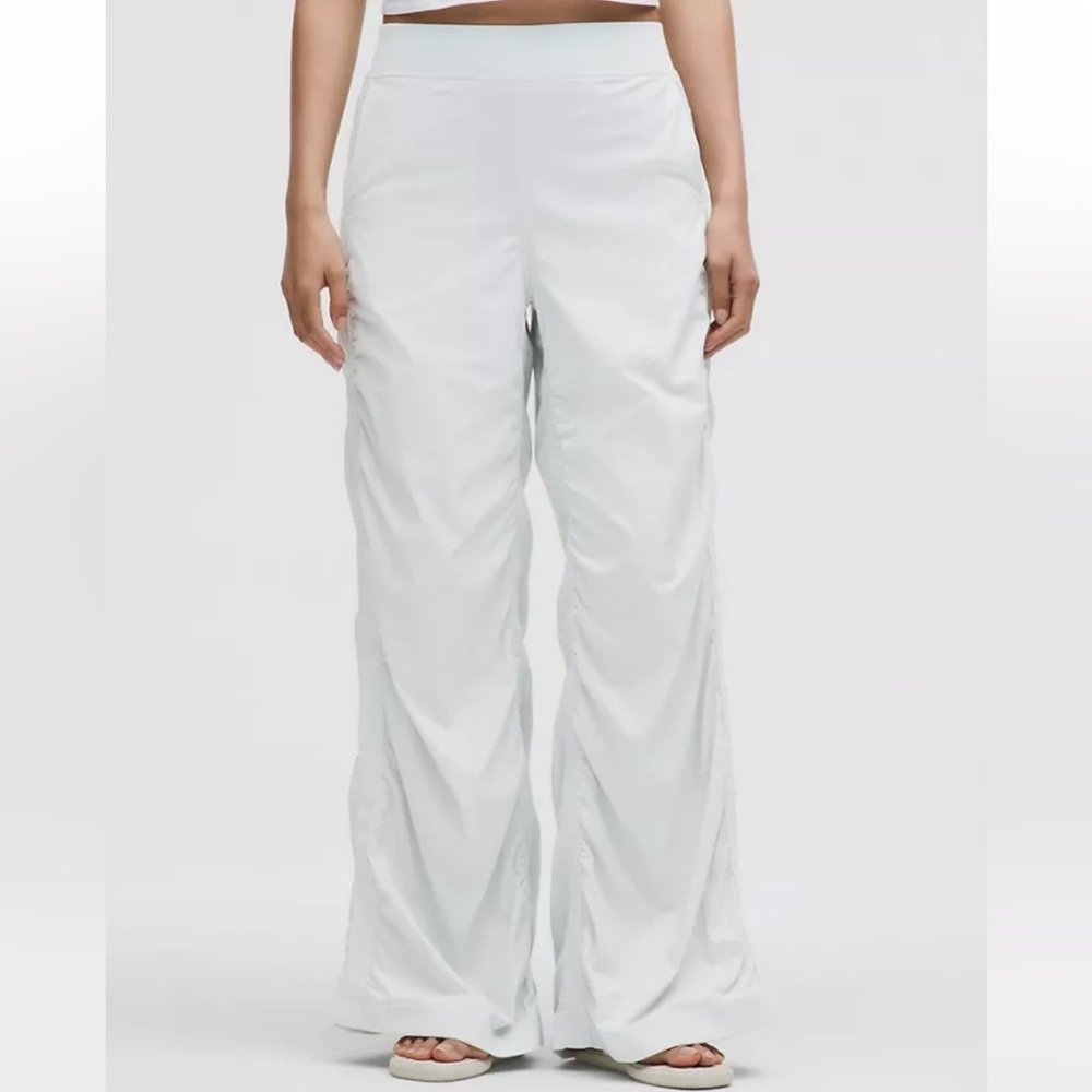 Lululemon ruched high rise wide leg pant